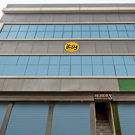Perfect Stayz Premium- Hotel Sehdev Near Golden Temple Amritsar Exterior foto
