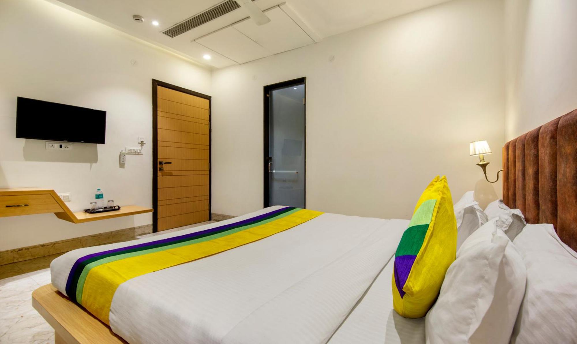 Perfect Stayz Premium- Hotel Sehdev Near Golden Temple Amritsar Exterior foto