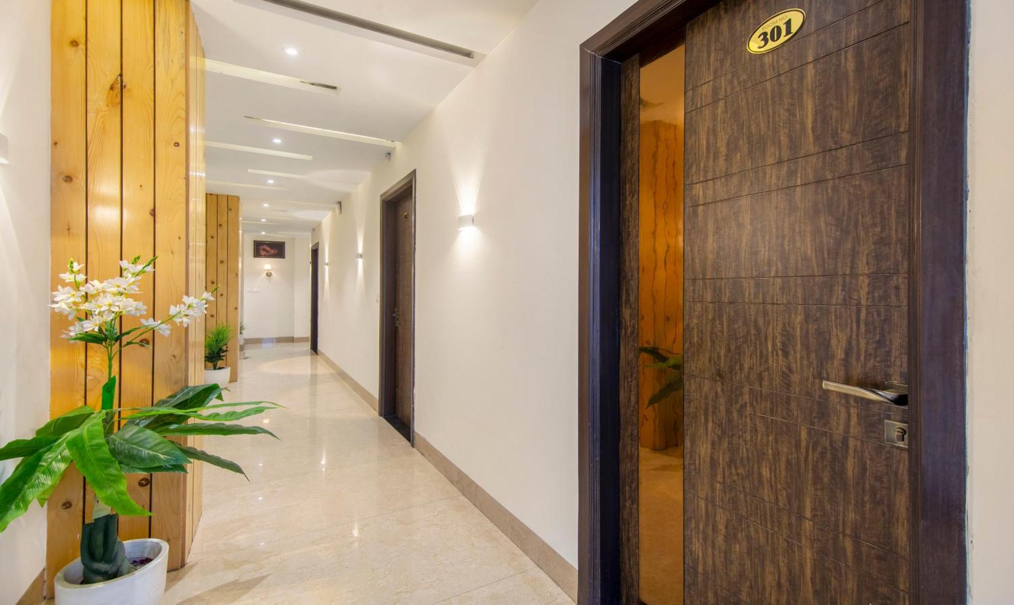 Perfect Stayz Premium- Hotel Sehdev Near Golden Temple Amritsar Exterior foto